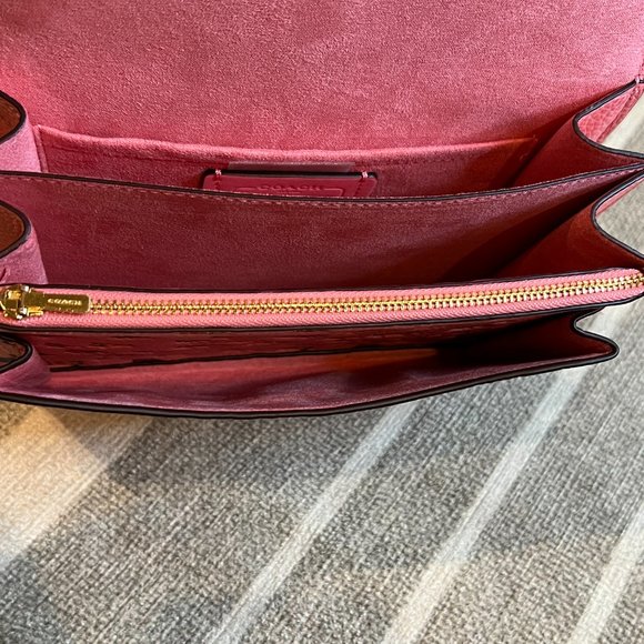 ⭐️⭐️Host Pick⭐️⭐️NWT Coach Klare Crossbody w/Mini Vintage Rose Print - Picture 13 of 16